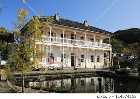 春の暖かな日差しを浴びる旧三菱第2ドックハウス(日本 長崎県長崎市) 春の暖かな日差しを浴びる旧三菱第2ドックハウス(日本 長崎県長崎市) 114074159