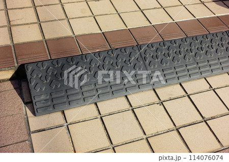 段差プレート　スローブ 114076074