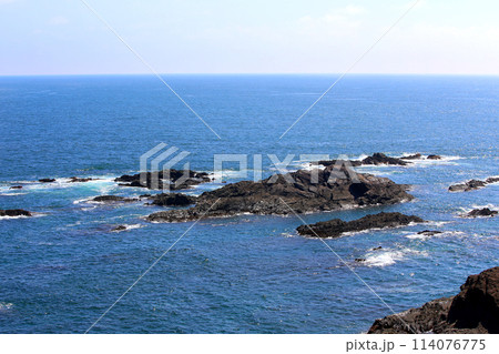 大王崎灯台 大王崎 灯台 三重県大王町 八満さん公園 伊勢湾 太平洋 県営波切漁港 波切九鬼城址 大王崎灯台 大王崎 灯台 三重県大王町 八満さん公園 伊勢湾 太平洋 県営波切漁港 波切九鬼城址 114076775