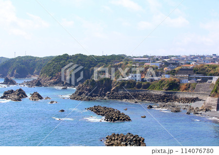 大王崎灯台 大王崎 灯台 三重県大王町 八満さん公園 伊勢湾 太平洋 県営波切漁港 波切九鬼城址 大王崎灯台 大王崎 灯台 三重県大王町 八満さん公園 伊勢湾 太平洋 県営波切漁港 波切九鬼城址 114076780