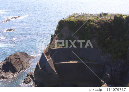 大王崎灯台 大王崎 灯台 三重県大王町 八満さん公園 伊勢湾 太平洋 県営波切漁港 波切九鬼城址 大王崎灯台 大王崎 灯台 三重県大王町 八満さん公園 伊勢湾 太平洋 県営波切漁港 波切九鬼城址 114076787