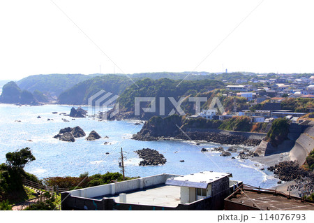 大王崎灯台 大王崎 灯台 三重県大王町 八満さん公園 伊勢湾 太平洋 県営波切漁港 波切九鬼城址 大王崎灯台 大王崎 灯台 三重県大王町 八満さん公園 伊勢湾 太平洋 県営波切漁港 波切九鬼城址 114076793