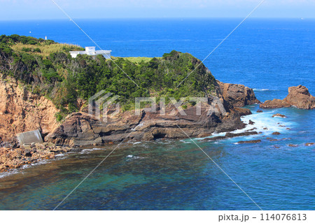 大王崎灯台　大王崎　灯台　三重県大王町　八満さん公園　伊勢湾　太平洋　県営波切漁港　波切九鬼城址　 114076813