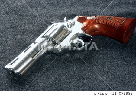 拳銃 武器 モデルガン コルト 拳銃 武器 モデルガン コルト 114078988