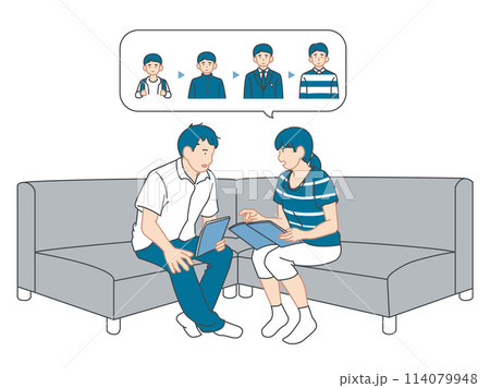 子供のための保険選びで相談し合う夫婦のビジネスイラスト 114079948