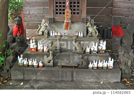鎮守氷川神社の境内社・稲荷神社【埼玉県川口市】 鎮守氷川神社の境内社・稲荷神社【埼玉県川口市】 114082065