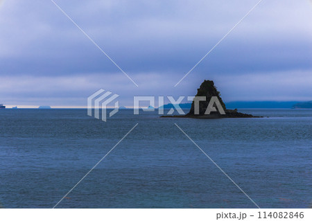 島から見える小さな島 島から見える小さな島 114082846