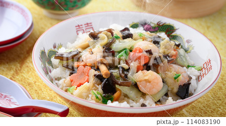 中華丼 114083190