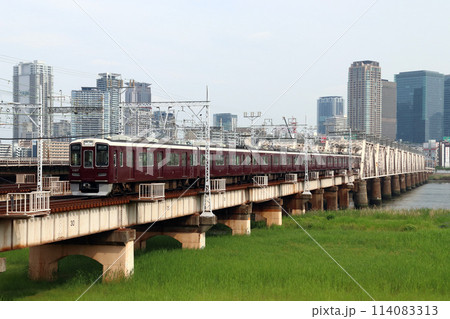 ［HK］阪急神戸本線1000系電車（普通列車：大阪梅田⇔神戸三宮） 114083313