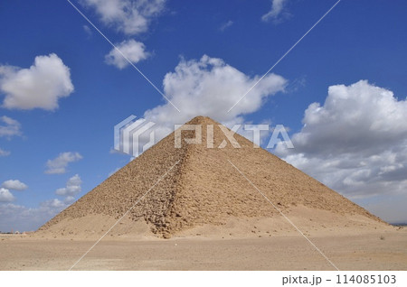 エジプトのピラミッド 114085103