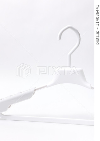 ハンガー、衣紋掛け、ジャケット、上着、洋服、洗濯、衣類、日用品、生活雑貨、ライフスタイル、シャツ ハンガー、衣紋掛け、ジャケット、上着、洋服、洗濯、衣類、日用品、生活雑貨、ライフスタイル、シャツ 114086441