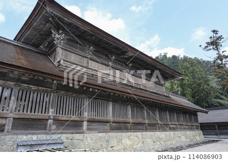 日本最古の神社建築を誇る出雲大社 114086903
