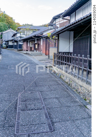 京都市右京区の愛宕街道 嵯峨鳥居本六反町(伝統的建造物群保存地区)愛宕詣の門前町 京都市右京区の愛宕街道 嵯峨鳥居本六反町(伝統的建造物群保存地区)愛宕詣の門前町 114089094