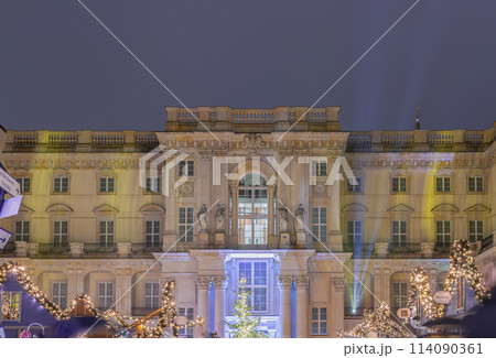 The Festive illumination of the palace facade at night. The Festive illumination of the palace facade at night. 114090361