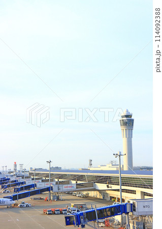 愛知県常滑市、中部国際空港の風景 114092388