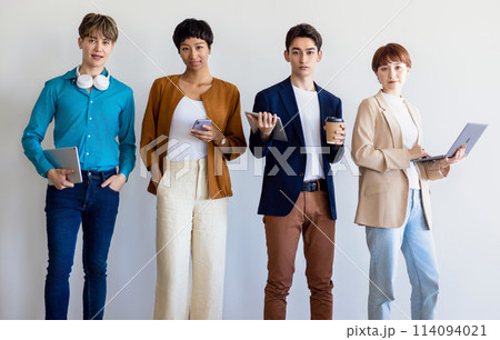 グローバルな男女 グローバルな男女 114094021