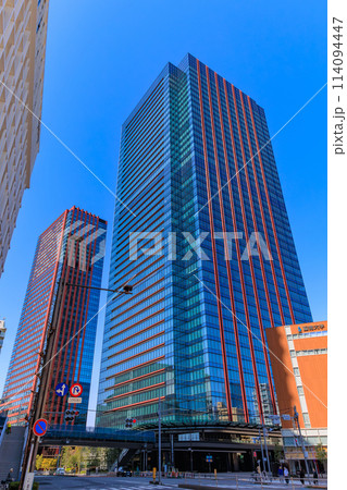 東京　港区 三田の都市風景（三田ガーデンタワー） 114094447