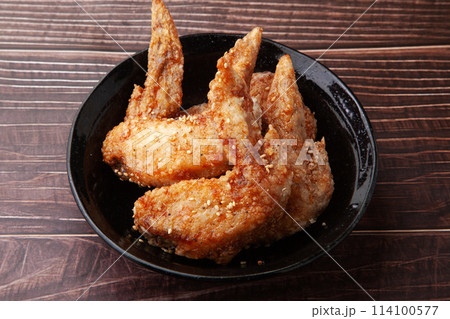 手羽先の唐揚げ 114100577