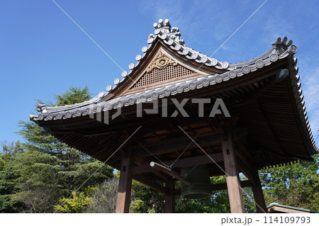 四国　お遍路　国分寺の鐘楼 114109793