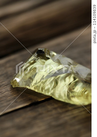 黄色の天然石アンダラクリスタル　ソラリス　パワーストーン 114109839