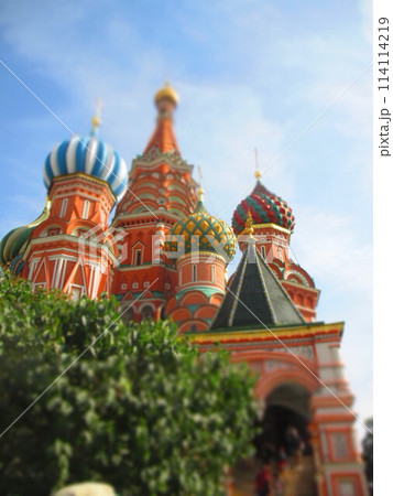 ロシア　モスクワ　ワシリー寺院　ジオラマ風 114114219