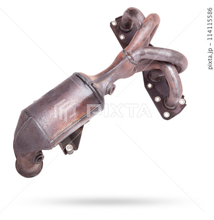 A automotive exhaust manifold with catalyst isolated on white. Exhaust manifold car stock pictures, royalty-free photos, images A automotive exhaust manifold with catalyst isolated on white. Exhaust manifold car stock pictures, royalty-free photos, images 114115586