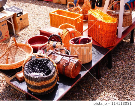 「骨董・蚤の市(カゴ)」 「骨董・蚤の市(カゴ)」 114118051