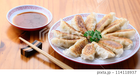 中華料理　餃子 114118937