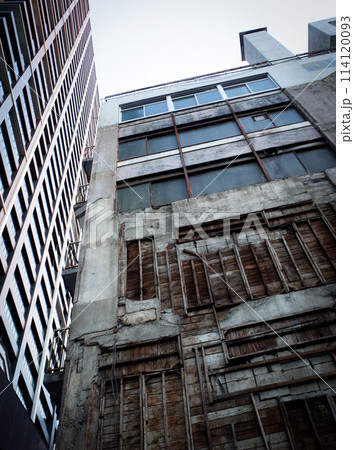 中野のビル風景 114120093