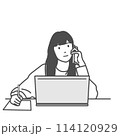 話しながらテレワークをする女性のシンプルなイラスト　モノクロ、白黒、白バック、白背景、背景なし 114120929