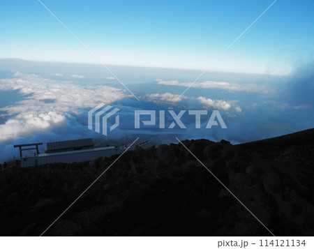 富士山の影 114121134