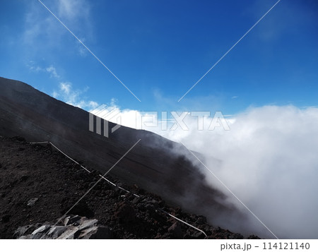 雲の境界 114121140