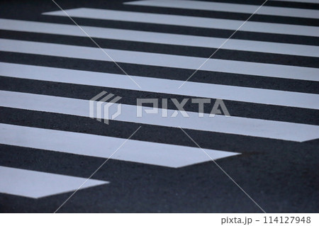 横断歩道 114127948