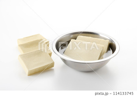 戻し高野豆腐 戻し高野豆腐 114133745