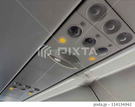 飛行機 航空機 ひこうき 114134942
