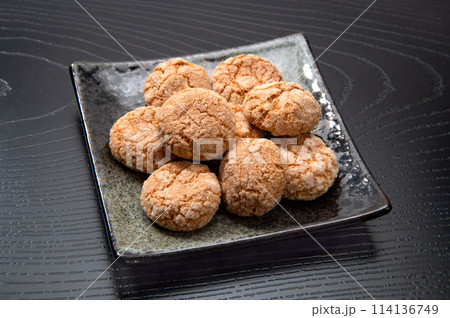 懐かしい日本の駄菓子、マコロン 懐かしい日本の駄菓子、マコロン 114136749