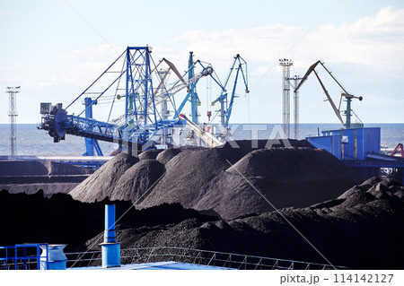 At dry bulk terminal combined machine for stacking.and reclaiming, stacker reclaimer, to handle of coal. At dry bulk terminal combined machine for stacking.and reclaiming, stacker reclaimer, to handle of coal. 114142127