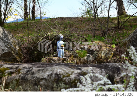 遠野の春　太郎淵の河童 114143320