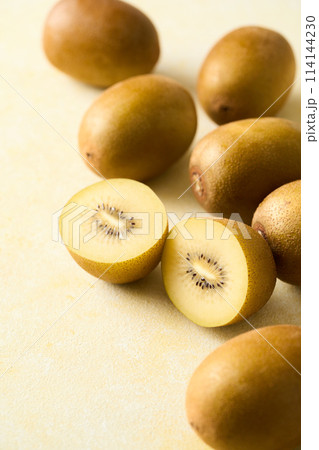 ニュージーランド産ゴールデンキウイ ニュージーランド産ゴールデンキウイ 114144230