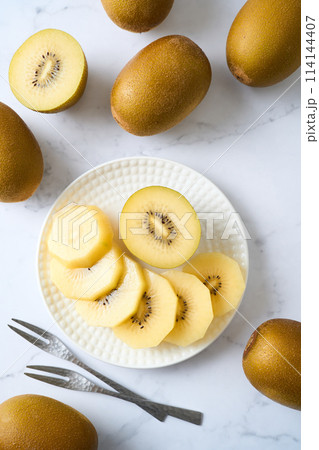 ニュージーランド産ゴールデンキウイ ニュージーランド産ゴールデンキウイ 114144407