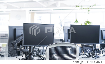 フリーアドレスオフィス 114145071