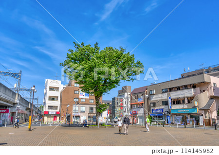 東京都世田谷区の都市風景　喜多見駅 114145982