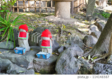 西新井大師 美しい境内の風景(東京都足立区) 西新井大師 美しい境内の風景(東京都足立区) 114148387