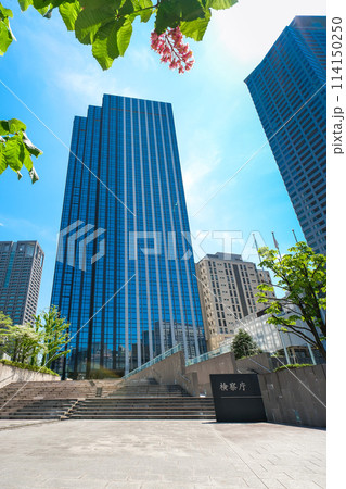 大阪中之島合同庁舎正面 114150250