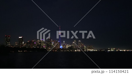 カナダ・トロントの夜景 114150421