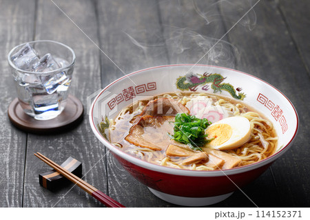 醤油ラーメン 醤油ラーメン 114152371