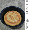 Photo of hardened rice, dry rice on magic com, the rice is dry and then hardened until it turns brownish. burnt rice, crusty rice 114155110