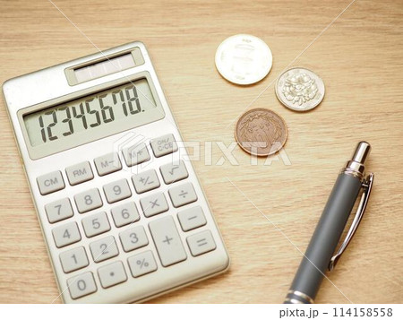 電卓とお金 電卓とお金 114158558