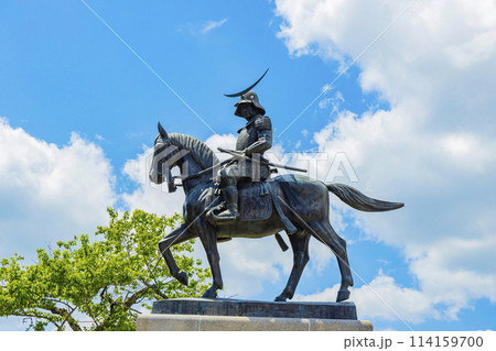 青葉城址と伊達政宗騎馬像 青葉城址と伊達政宗騎馬像 114159700