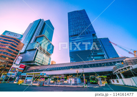 日本の東京都市景観 早朝の渋谷。新緑の季節…。渋谷の“今日”が始まる…=4月28日 日本の東京都市景観 早朝の渋谷。新緑の季節…。渋谷の“今日”が始まる…=4月28日 114161477